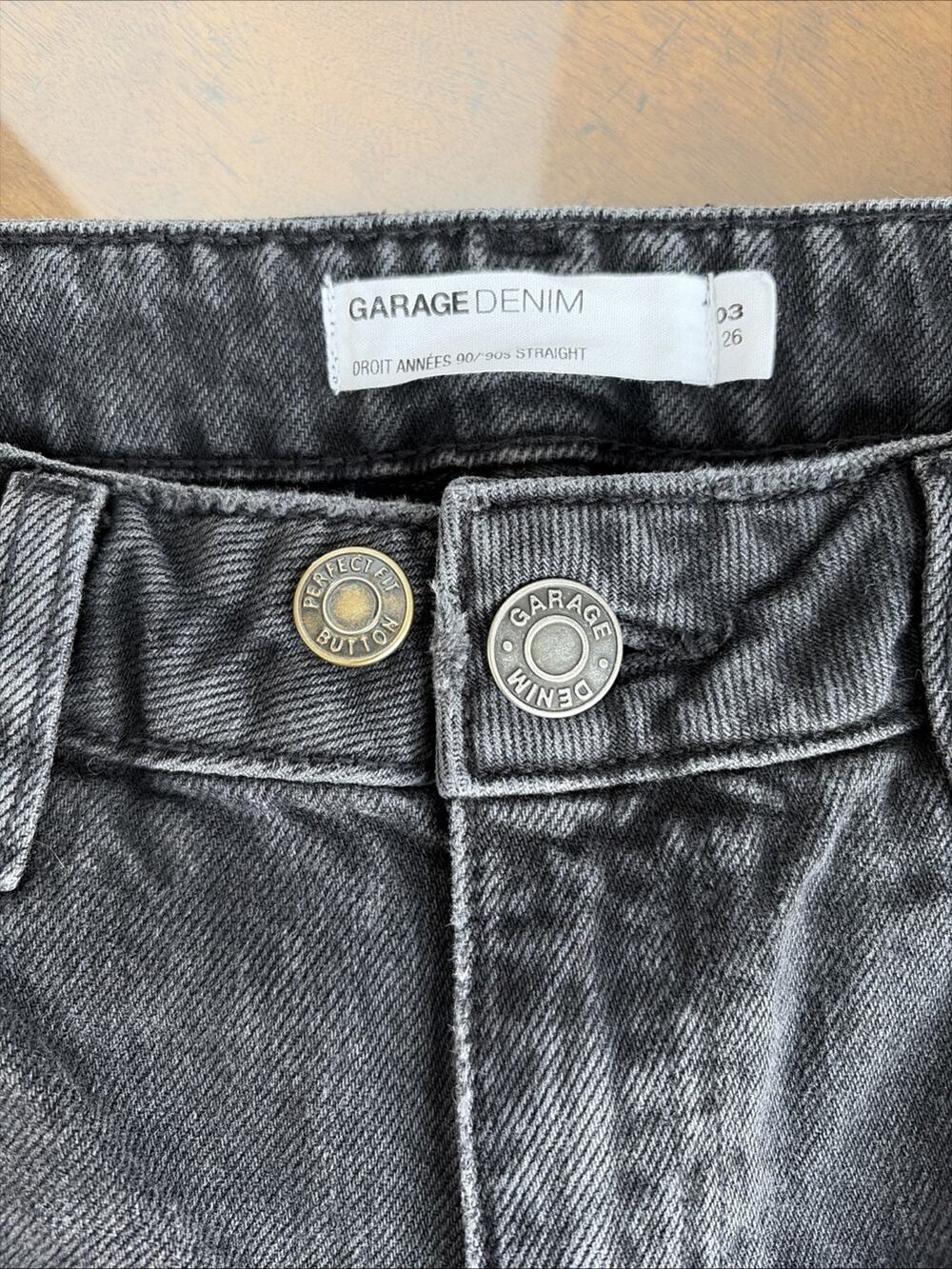 Garage Denim '90s Straight Jeans - Size 3 black double button 26 X 30